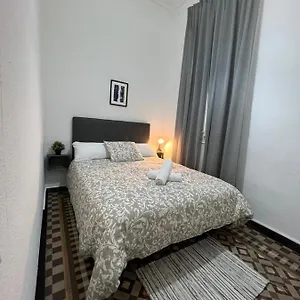 https://a-m-barcelona-hostal.topbarcelonahotels.com